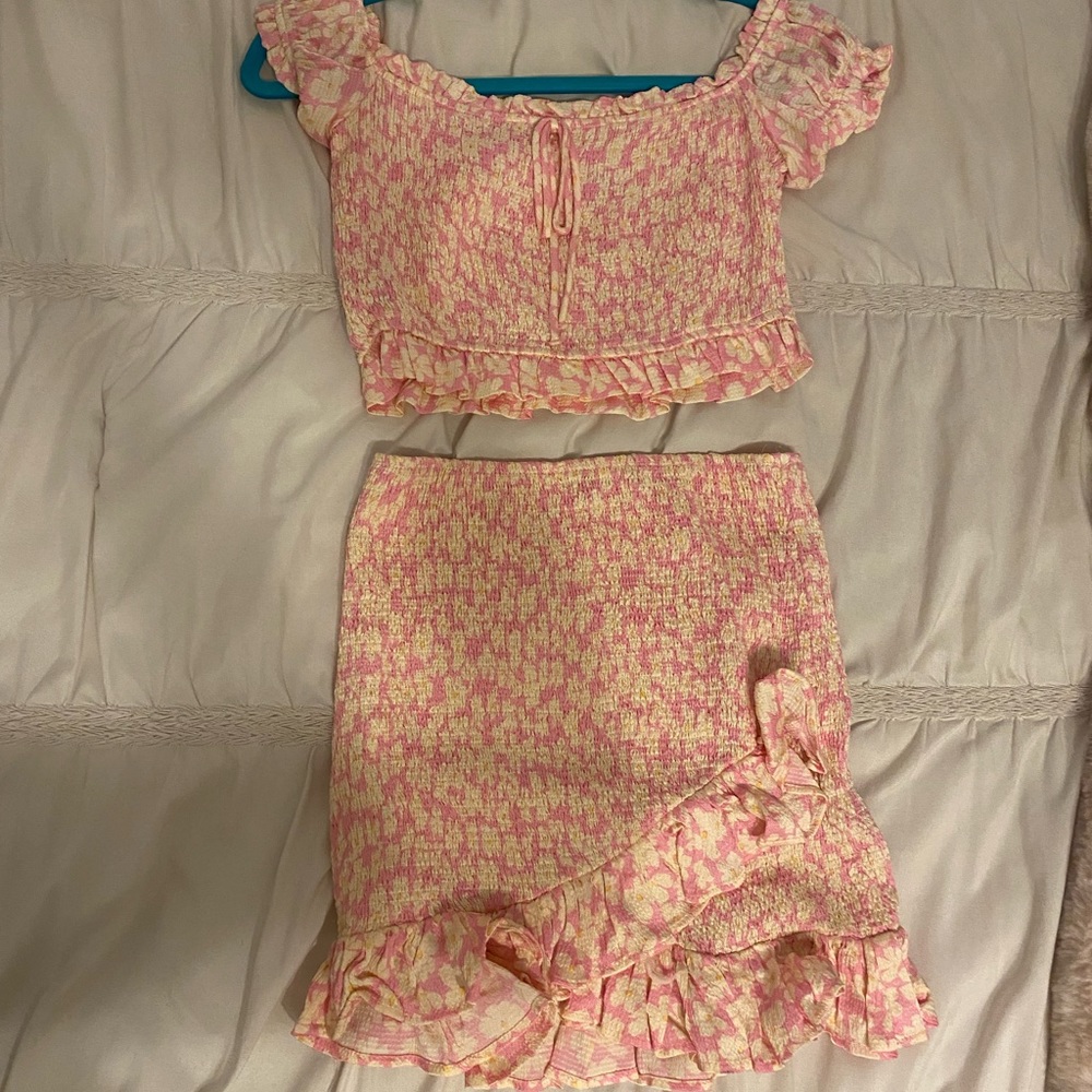Zara two price skirt set